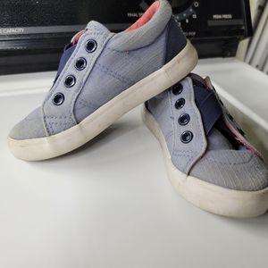 Cat and Jack size 7 sneakers